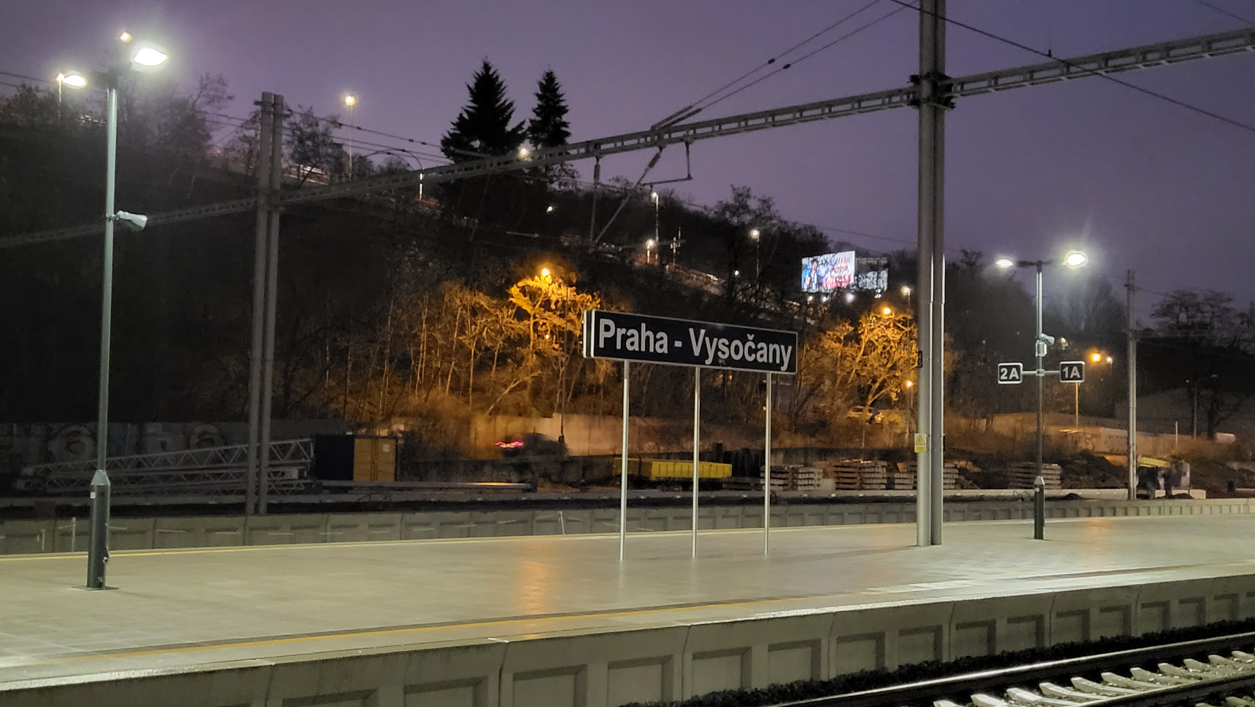Obrázek železniční stanice Praha - Vysočany (2021)
